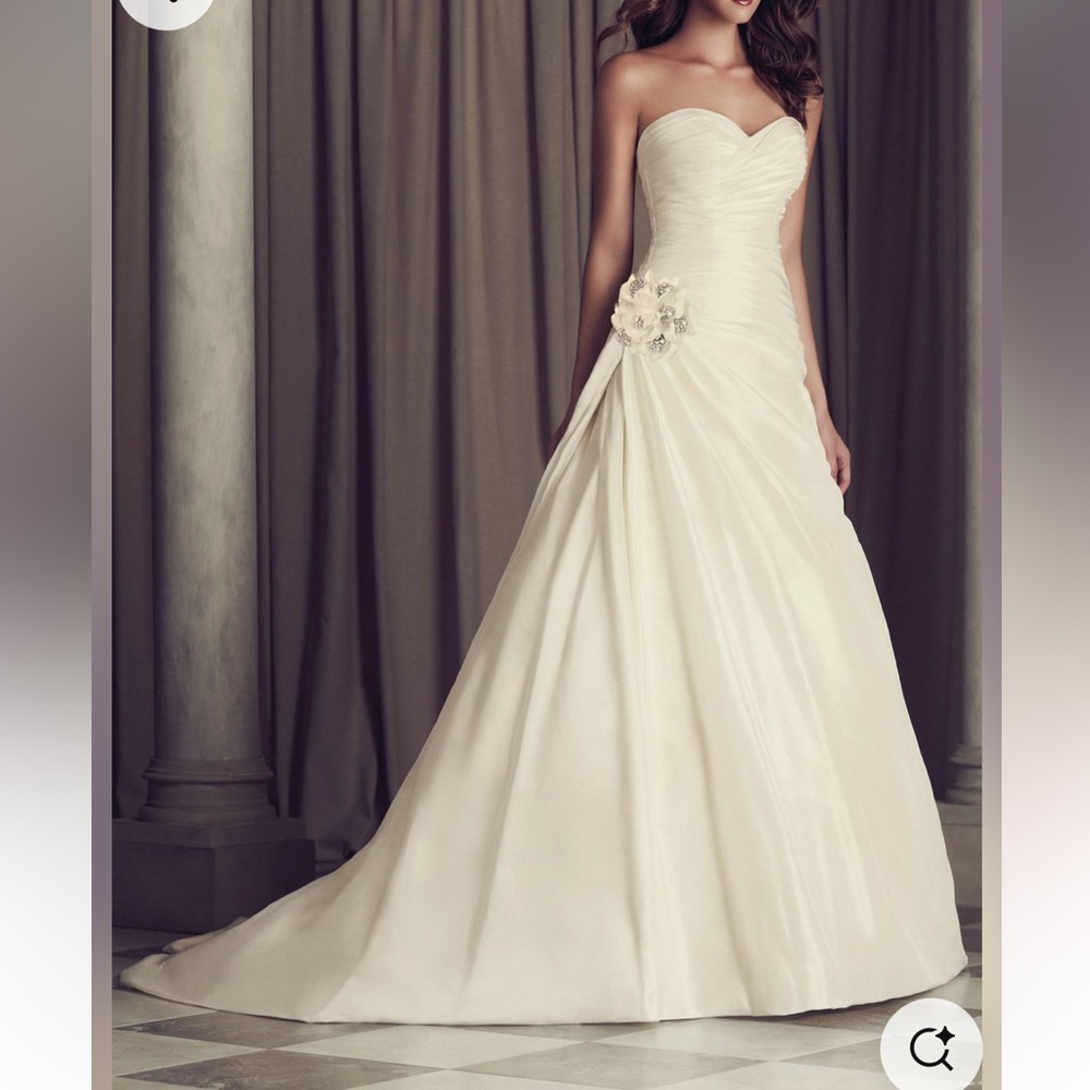 Paloma Blanca Silk Duponi Wedding Dress - 4461